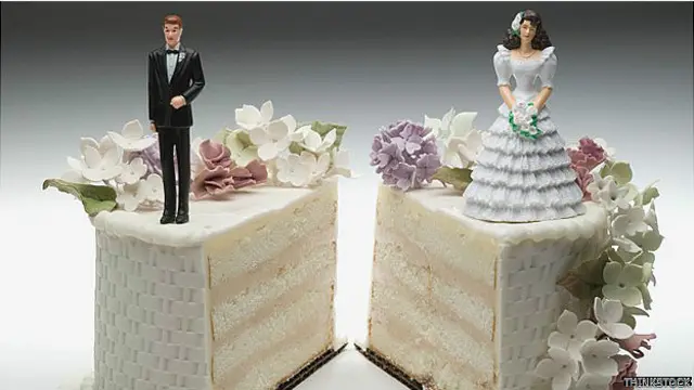 तलाक़ की प्रक्रिया जीवन के सबसे तनावपूर्ण क्षणों को जन्म देती है.