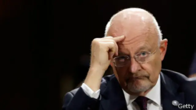 كلابر يقول إن مثل هذه المعلومات اسهمت في حماية البلاد من عدة هجمات