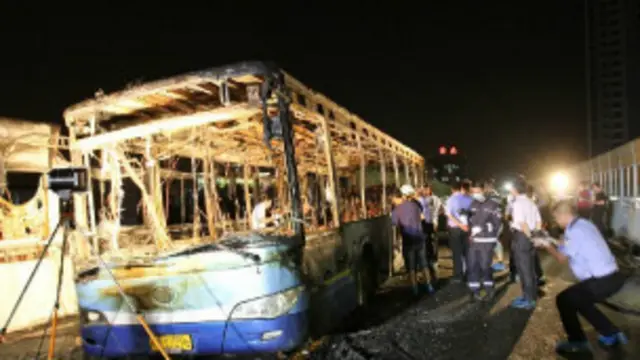 Chiếc xe buýt bị phóng hỏa