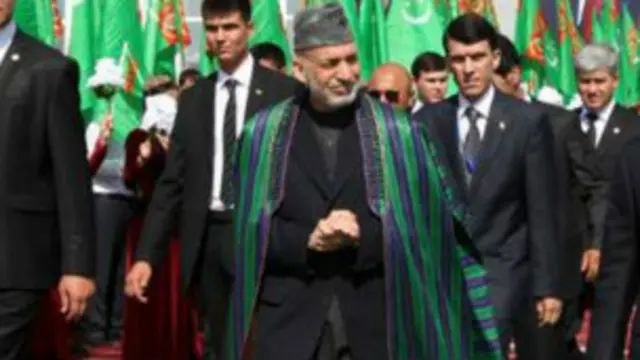 حامد کرزی نخستین رئیس جمهوری بود که برگزاری انتخابات ایران و پیروزی حسن روحانی را تبریک گفت