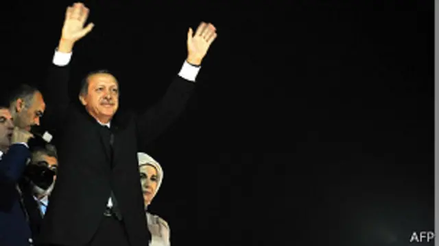 آقای اردوغان در جریان سخنرانی خود بار دیگر از معترضان به عنوان" خرابکار و تروریست "یاد کرد