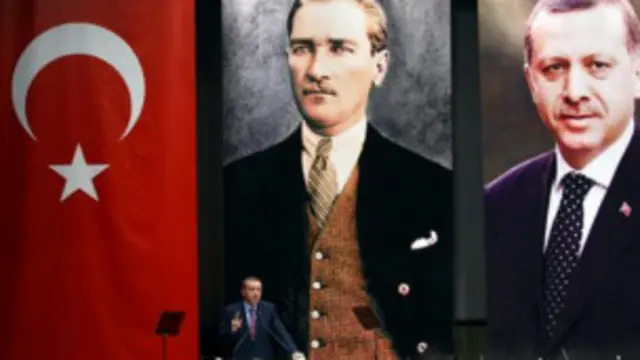 埃爾多安的支持者說，他是繼國父凱爾末·阿塔圖爾克以來現代土耳其最偉大的領導人