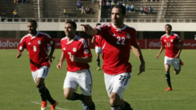 محمد أبو تريكة أفتتح التسجيل