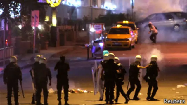 درگیری در میدان تقسیم