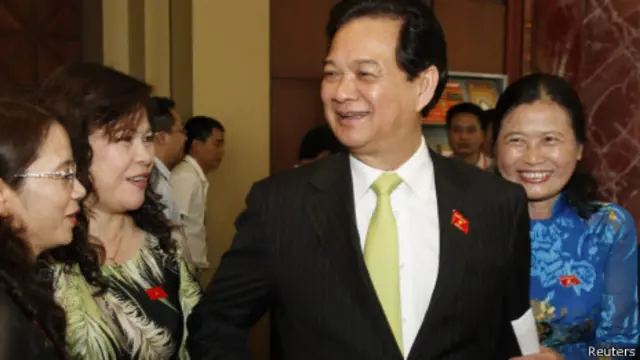 Thủ tướng Nguyễn Tấn Dũng và một số đại biểu
