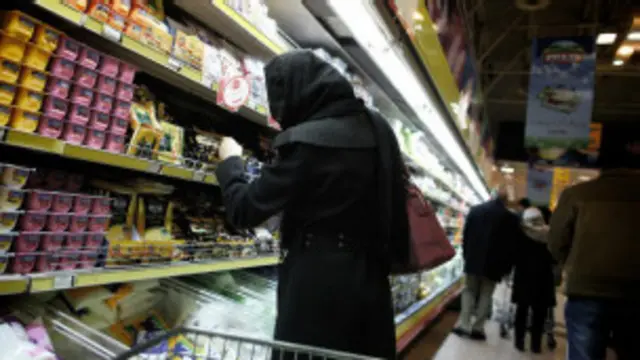  Яқинлашаётган сайловлар иқтисодий бўҳрон туфайли кўплаб эронликларни деярли қизиқтирмай қўйган.