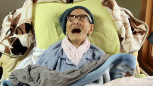 جیرومون کیمورہانیس اپریل اٹھارہ سو ستانوے میں پیدا ہوئے