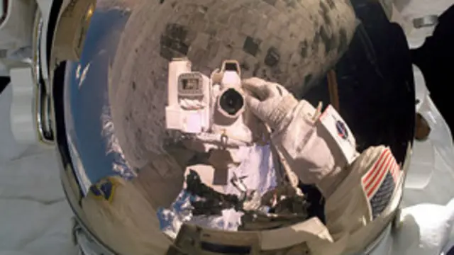 автопортрет в космосе