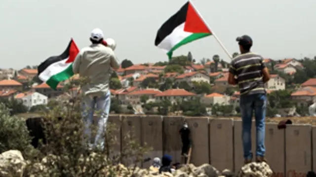 يشترط الفلسطينيون وقف الاستيطان قبل موافقتهم على استئناف المفاوضات