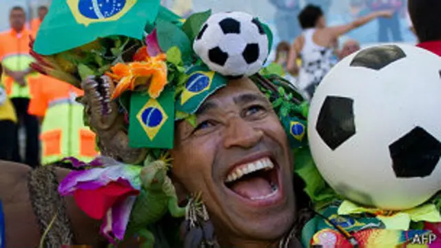 Fanático del fútbol brasileño