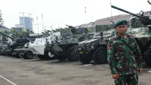 Semua pimpinan dan jajaran TNI di daerah dapat menjaga keamanan menjelang pilpres 9 Juli nanti.