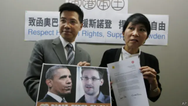 範國威（左）和毛孟靜