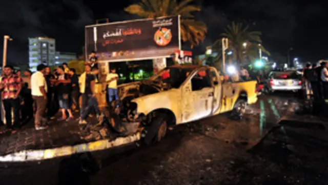 أصابت قذيفة صاروخية الجدار الخارجي لإحدى الثكنات العسكرية