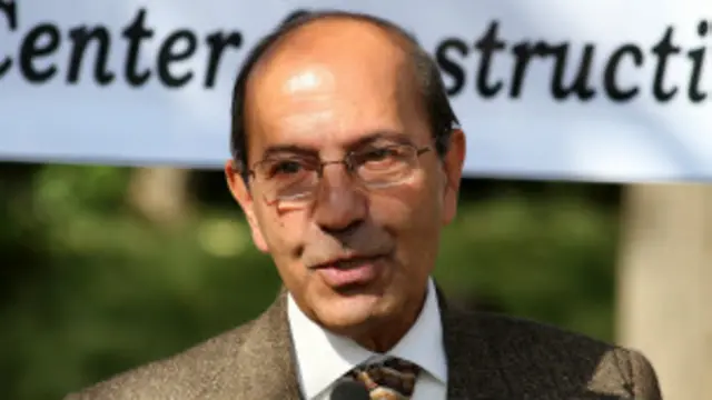 مخدوم رهین وزیر اطلاعات و فرهنگ چند روز پیش برای دادن معلومات در مورد نشرات رسانه‌ها به مجلس فراخوانده شده بود