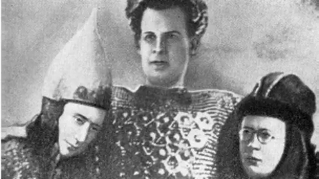 Шуточный коллаж из фотографий кинорежиссера Эйзенштейна, композитора Прокофьева и оператора Тиссэ