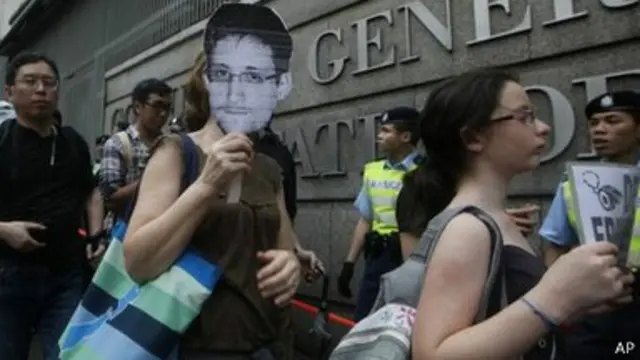 港人反对引渡斯诺登