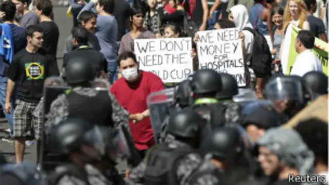 Таких великих протестів не було в Бразилії понад 20 років