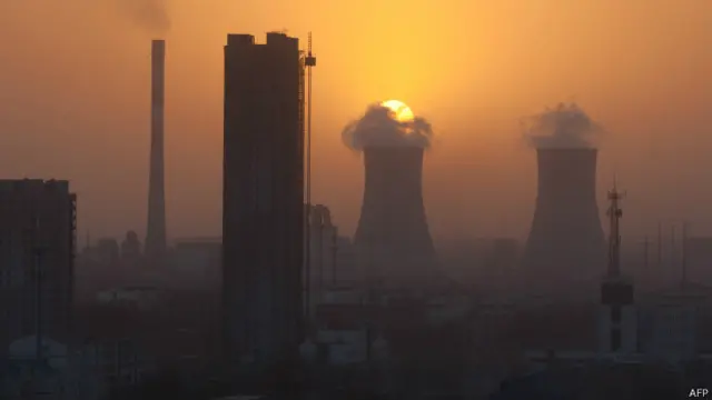 中国仍然是总碳排放量是美国的两倍。