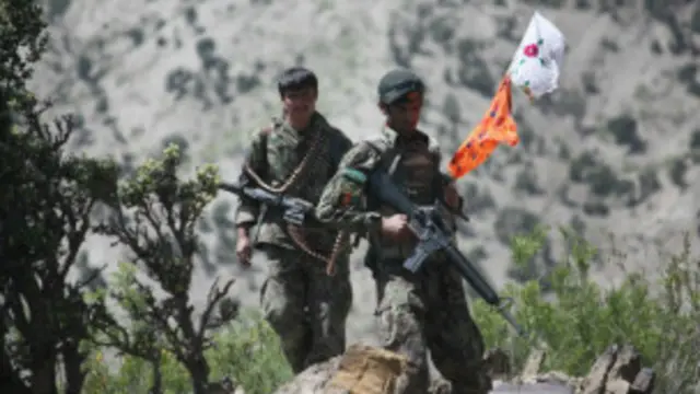 بريد جنرال عبدالحميد د جگړو په تاوده ډگر کې د خپلو ځواکونو وړتيا وستايله