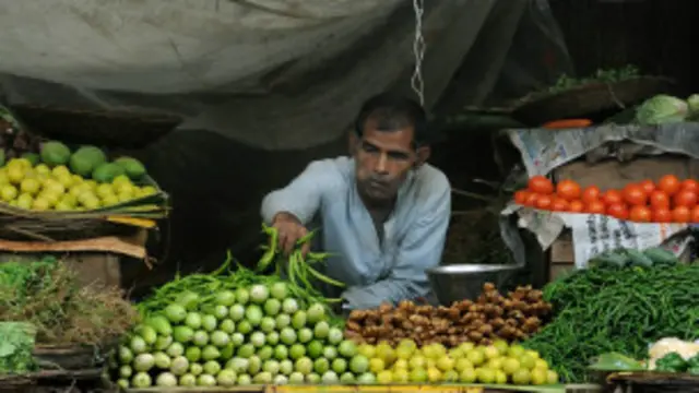 د هوږې او پیازو په جوړښت کې د ګوګړو تیزاب شته چې د انزایمونو په مخنیوي کې مهم رول لري