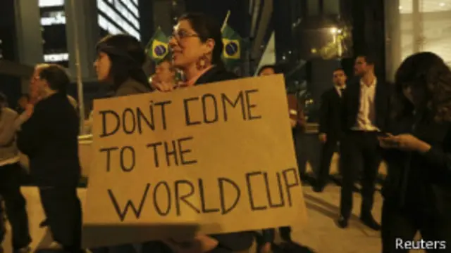 Manifestantes en Brasil