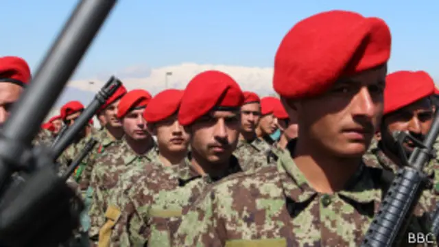 افغان امنيتي ځواکونو ته په اوونۍ کې د سل تنو مرګ ژوبله د تحمل وړ ده؟