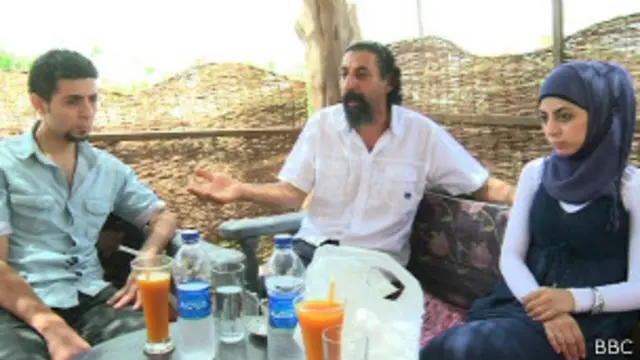 أبو مرام: السلطات المصرية طلبت مني 37 ألف جنيه مصري لكل واحد من ولدي كي يدرس في الجامعة