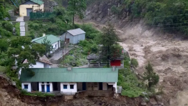 उत्तराखंड में बाढ़