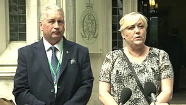 Susan Smith, madre del soldado Philip Hewett, muerto en 2005 a los 21 años.