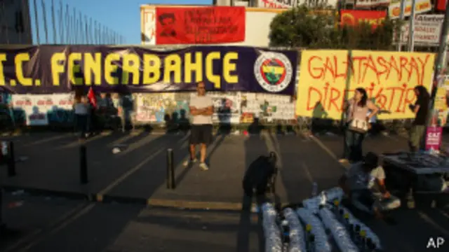 Unjuk rasa di Istanbul