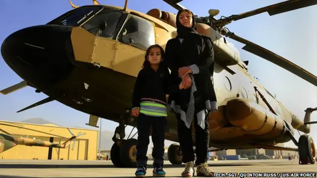 امروزه زمینه‌های مساعدی برای رشد و فعالیت زنان در پرتو افزایش آمار دانش آموختگان زن فراهم شده است