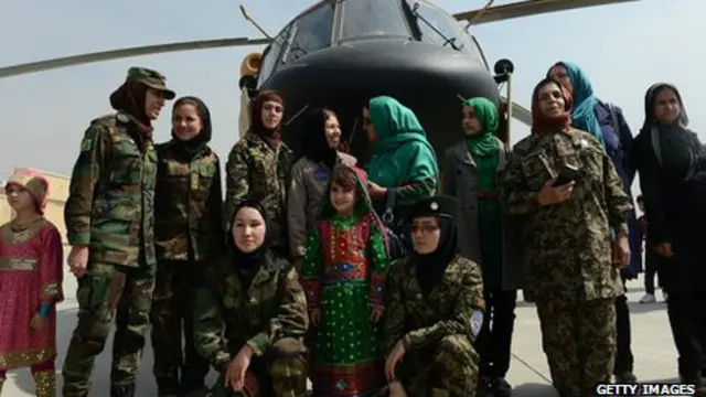 در سالهای اخیر تلاشهایی صورت گرفته که حضور زنان در عرصه های مختلف بیشتر شود