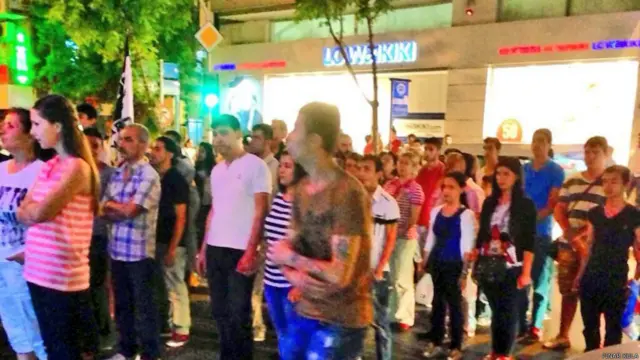 Pınar Kula: "İstanbul Avcılar olarak bizim direniş biraz farklı oldu. AKP binasına sırtımızı döndük;) "