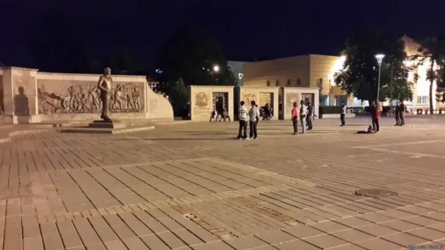 İbrahim Yılmaz, Kayseri meydanından bir gece görüntüsü gönderdi.