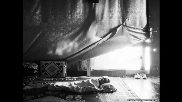 لبنان کے وزیر داخلہ مروان شربل کا کہنا ہے کہ لبنان میں شامی مہاجرین کی اصل تعداد دس لاکھ ہے۔ لبنان کی کُل آبادی چالیس لاکھ ہے۔ 