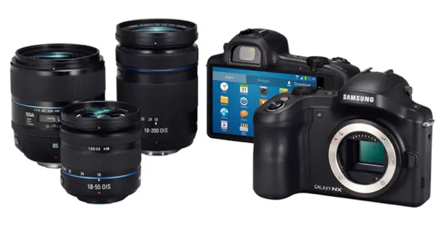 كاميرا سامسونغ أن أكس ومجموعة عدسات خاصة بها