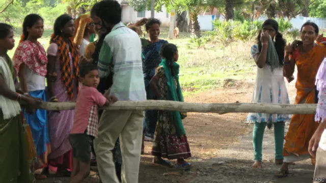 छत्तीसगढ़, माओवादी, नक्सली, आदिवासी, चेकपोस्ट