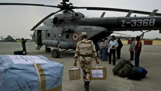 शुक्रवार तक बद्रीनाथ में फंसे हुए लोगों की संख्या 4500 थी.