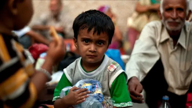 उत्तराखंड में राज्य सरकार के अनुसार जोशीमठ-बदरीनाथ, रुद्रप्रयाग और गौरीकुंड-गंगौत्री के अलावा सभी सड़कमार्ग खोल दिए गए हैं.