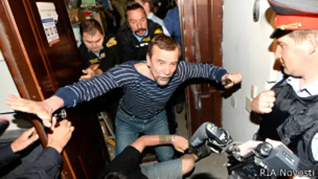 Лев Пономарев