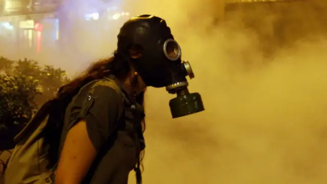 متظاهر في تقسيم