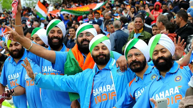 भारतीय टीम के हौसला अफ़ज़ाई के लिए इंग्लैंड में रहने वाले सिख समुदाय के लोग भी बड़ी तादाद में बर्मिंघम पहुंचे. (फ़ोटो: एएफ़पी)