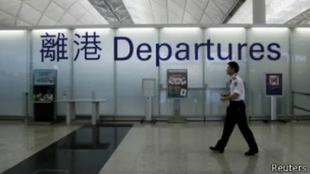 香港机场离境大厅