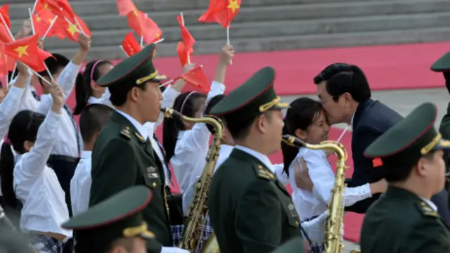 Chuyến thăm Chủ tịch Sang nhằm thắt chặt quan hệ Trung - Việt