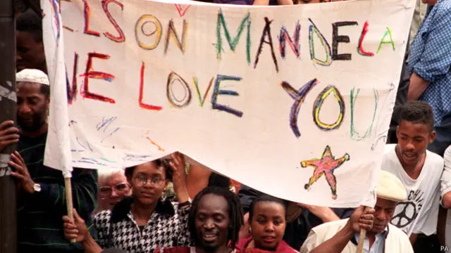 नेलसन मंडेला के लिए समर्थन