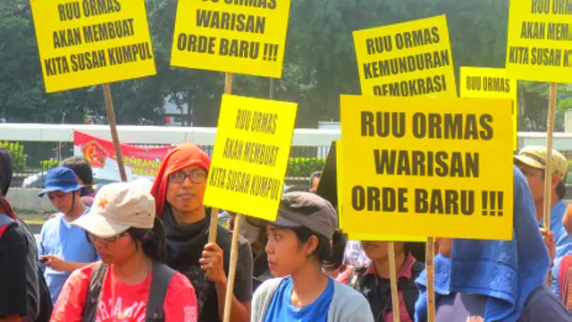 Walaupun telah disahkan DPR, pegiat HAM tetap menolak UU Ormas.
