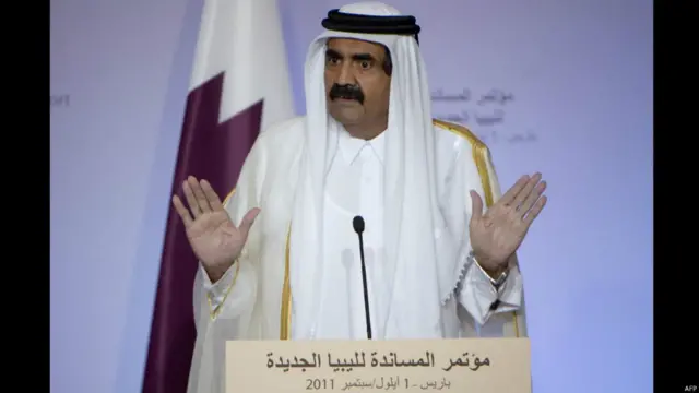 في عام 2011، اشتركت قطر في الحملة العسكرية على الزعيم الليبي الراحل معمر القذافي، وشاركت في مؤتمر المساندة لليبيا الجديدة في العاصمة الفرنسية باريس، حين صرح الرئيس الفرنسي بأن التدخل العسكري لحلف شمال الأطلسي (الناتو) في ليبيا لم يكن ليتم دون دعم من سماهم "الأصدقاء العرب" لهذه المهمة، وفي مقدمتهم قطر والإمارات والأردن.