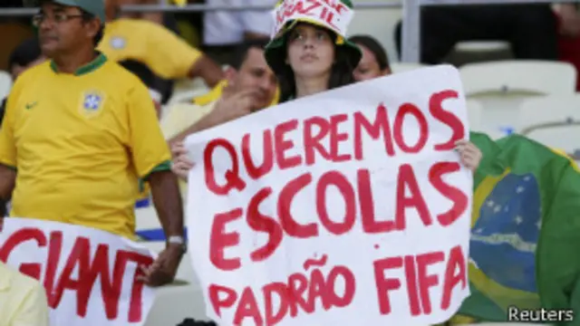 Manifestante em Fortaleza | Foto: Reuters