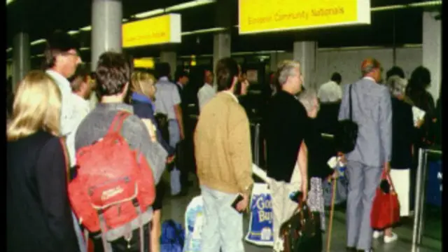 Refugiados podem cruzar fronteira sem documento algum