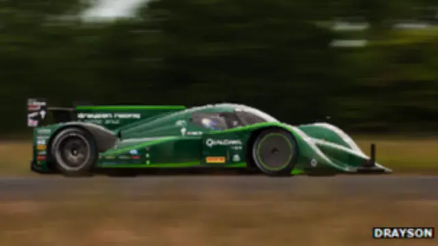 ड्राएसन रेसिंग कंपनी का मानना है कि इलेक्ट्रिक कारें भविष्य में सड़कों पर भी नज़र आएंगी
